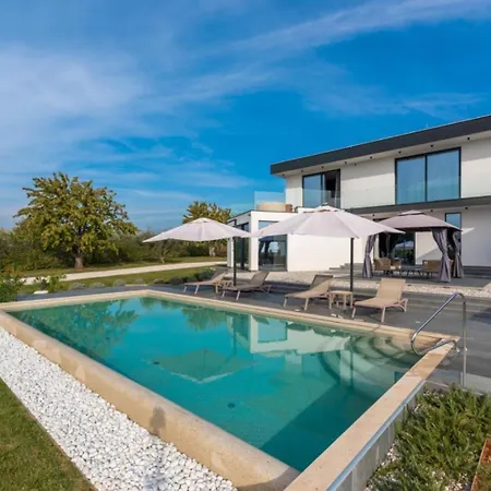 Вилла Nura Каштелир