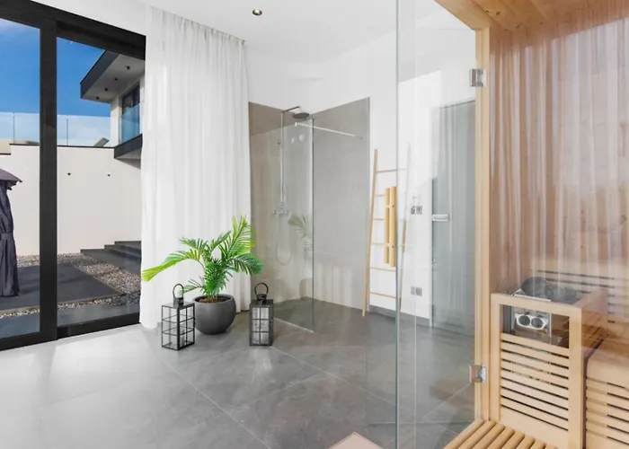 Nura Villa Kaštelir